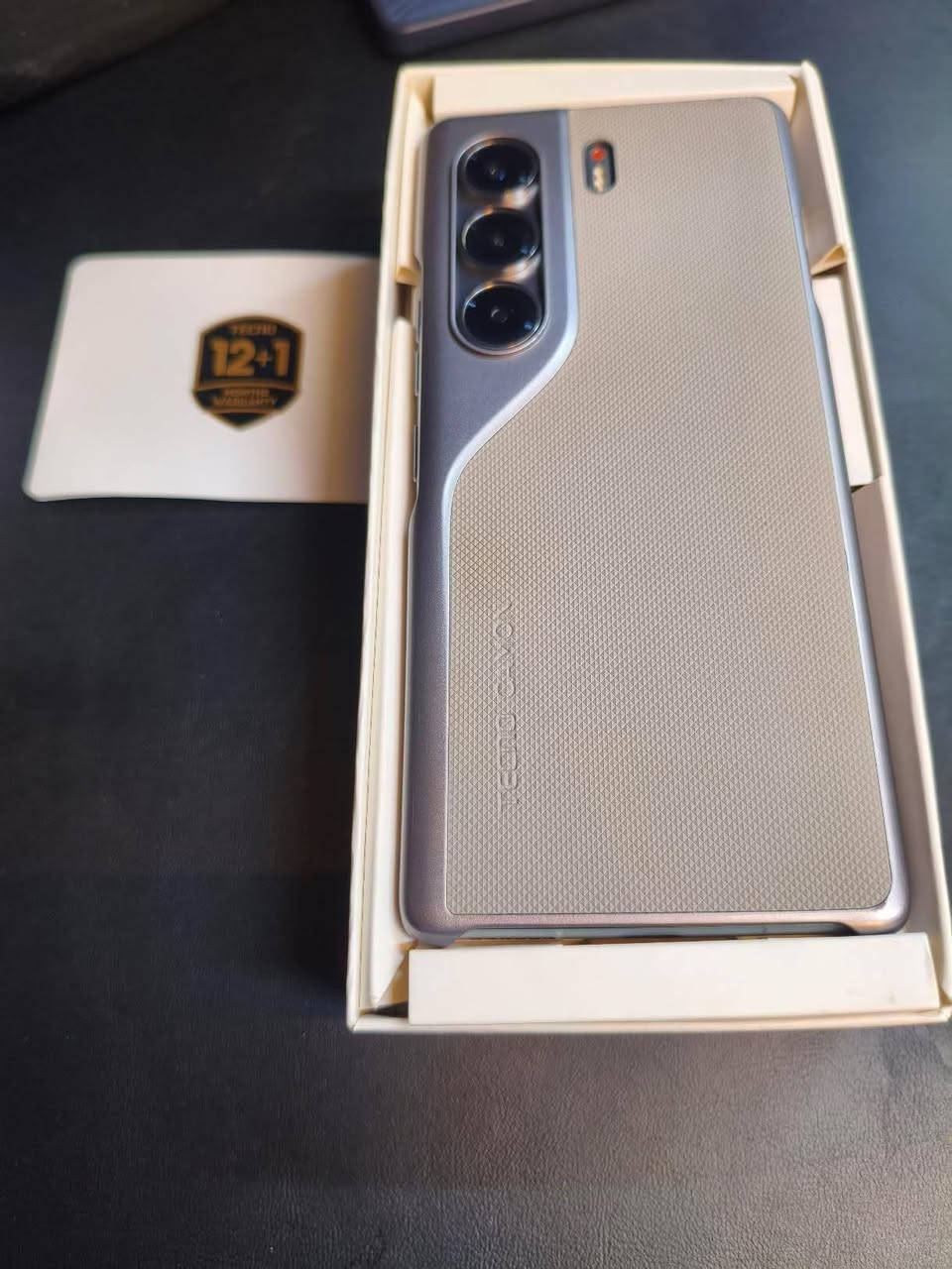كامون 40برو 5g جهاز جديد عله شرط اشوف وجهك بالاطار مالته  
كفاله كامل ملحقات 310قفل معه التوصيل مكاني بابل الشوملي 
***********
