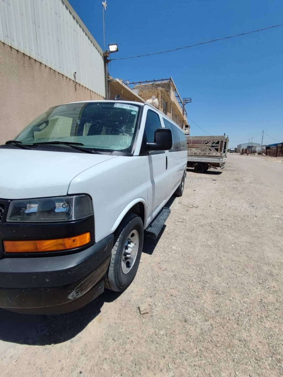 🚐 للبيع:  سفانه (Savana) – أُجرة – موديل 2023
المواصفات:
الموديل: 2023
النوع: أُجرة
التكييف: تبريد نظامين (أمامي + خلفي)
التحكم والقيادة: تحكم ستيرن كامل
الإطارات: تخم تاير شركه جواه
الرؤية والسلامة: كاميرا خلفية + حساسات خلفية
الرقم: لوحة تسجيل أربيل
💰 السعر:
280 ورقة (28,000 دولار أمريكي)
📞 للاتصال والاستفسار:
يرجى التواصل على الرقم: ***********
