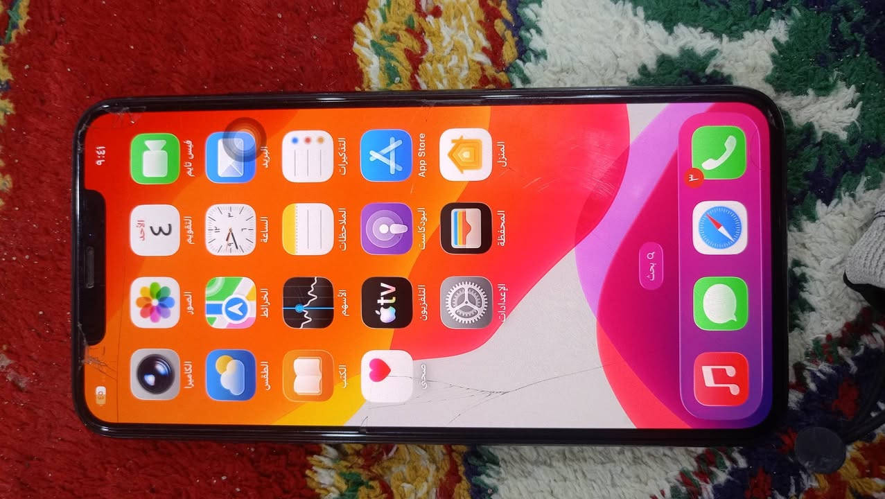 ايفون ١١ برو ماكس • ٢٥٦ • بطارية ٨٧٪