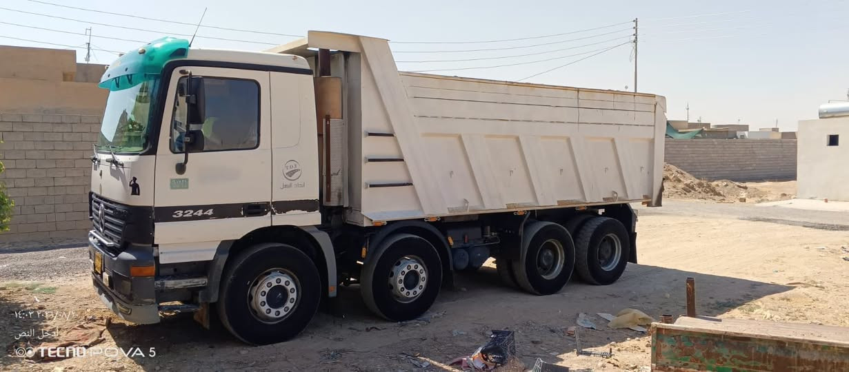 ACTROS 3244 
اكتروز عقرب 
موديل 2000
حجم 3244 
مجموعة نص جي اف 
رقم سليمانية 
جاهزة للعمل 
💰السعـر :اكتب تم ويوصلك برسالة✅  
وبيها مجال

***********
