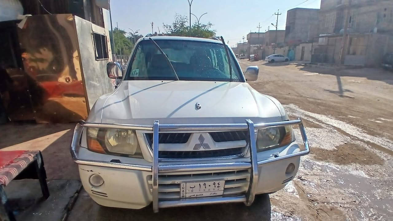 باجيرو ٢٠٠٦
فول خليجي تنته مرايات شفط تبريد ٣ قطع
محرك ٣٠٠٠ ابلادي
 رقم بغداد مشروع وطني بأسمى
السعر ١١٠ او مراوس بسياره عاليه
مكان السياره بصره الزبير
***********
