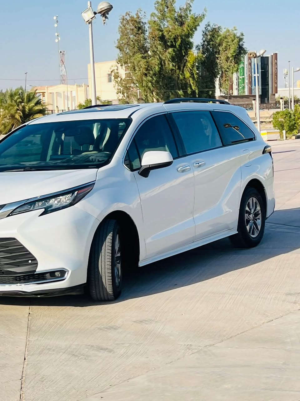 السلام عليكم ورحمة الله وبركاته 🌹
🚘 للبيع | تويوتا سينا XLE هايبرد 

✨ موديل 2023
🔹 رقم بغداد بأسمي
🔹 تحويل مباشر
🔹 فول مواصفات
🔹 شاشة
🔹 كامرة
🔹 تحكم ستيرن
🔹 مقاعد أمامية كهرباء
🔹 مقاعد جلد
🔹 7 راكب
🔹 تبريد 3 قطع
🔹 شحن لاسلكي 
🔹رقم الشاصي موجود بالصور 📸

الشاري يجي يفحص ويدلل بنفسه ✅

📞 للاستفسار ***********

السعر 257
