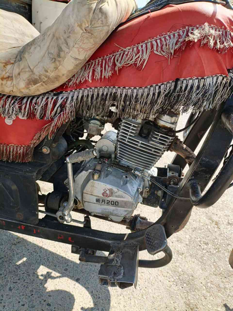 سلام عليكم ستوته لبيع موديل ٢١ محرك 200 مفتوح مجفت جديد وكلجاته جدد بس سحبت بيه سياره وضعفن شاصي شرط بدي شرط لا غياس ولا لحيم  دبلات    لمامي ولخلفي شرط صدر شرط صار شهر من بدلته كهربايات يعوزهن تردتيب  ستوته مال جنيه سعر 1525 وبيه مجال مكانه تكريت وملاحضه غير متواجد علا فيسبوك تصال علا رقم ***********
