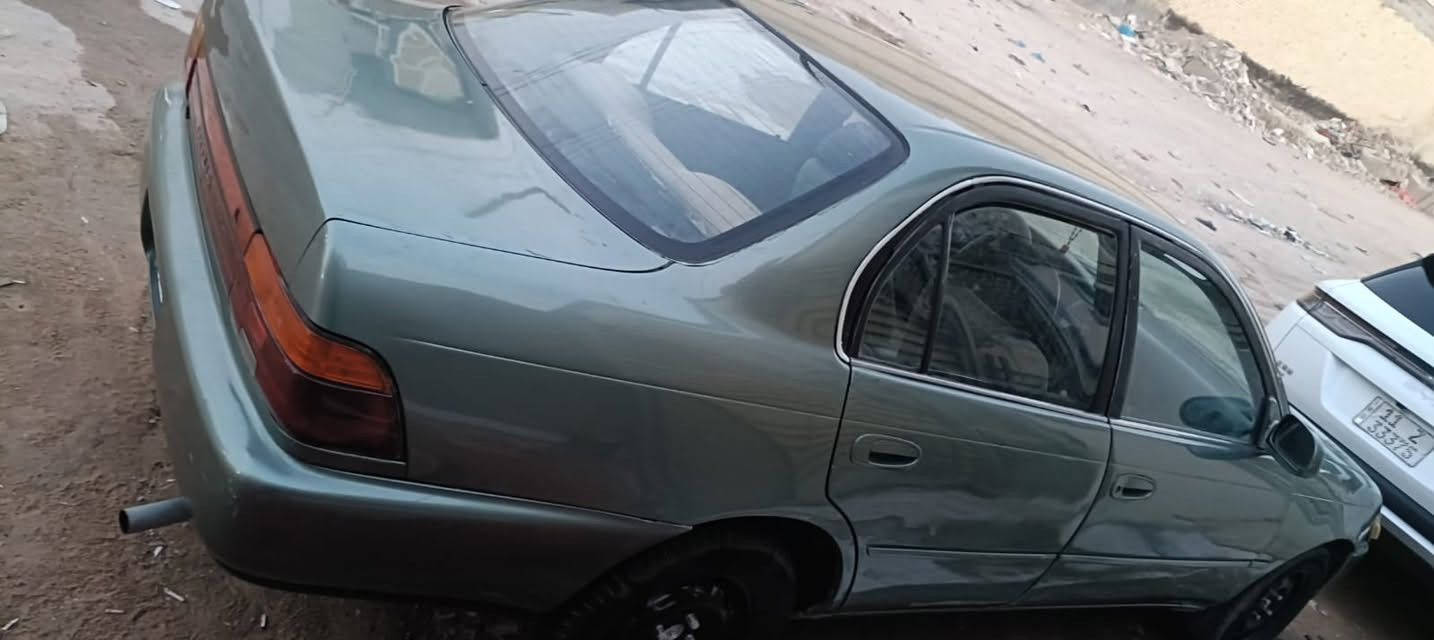كورلا • موديل ١٩٩٣ • ما بيها ضربه