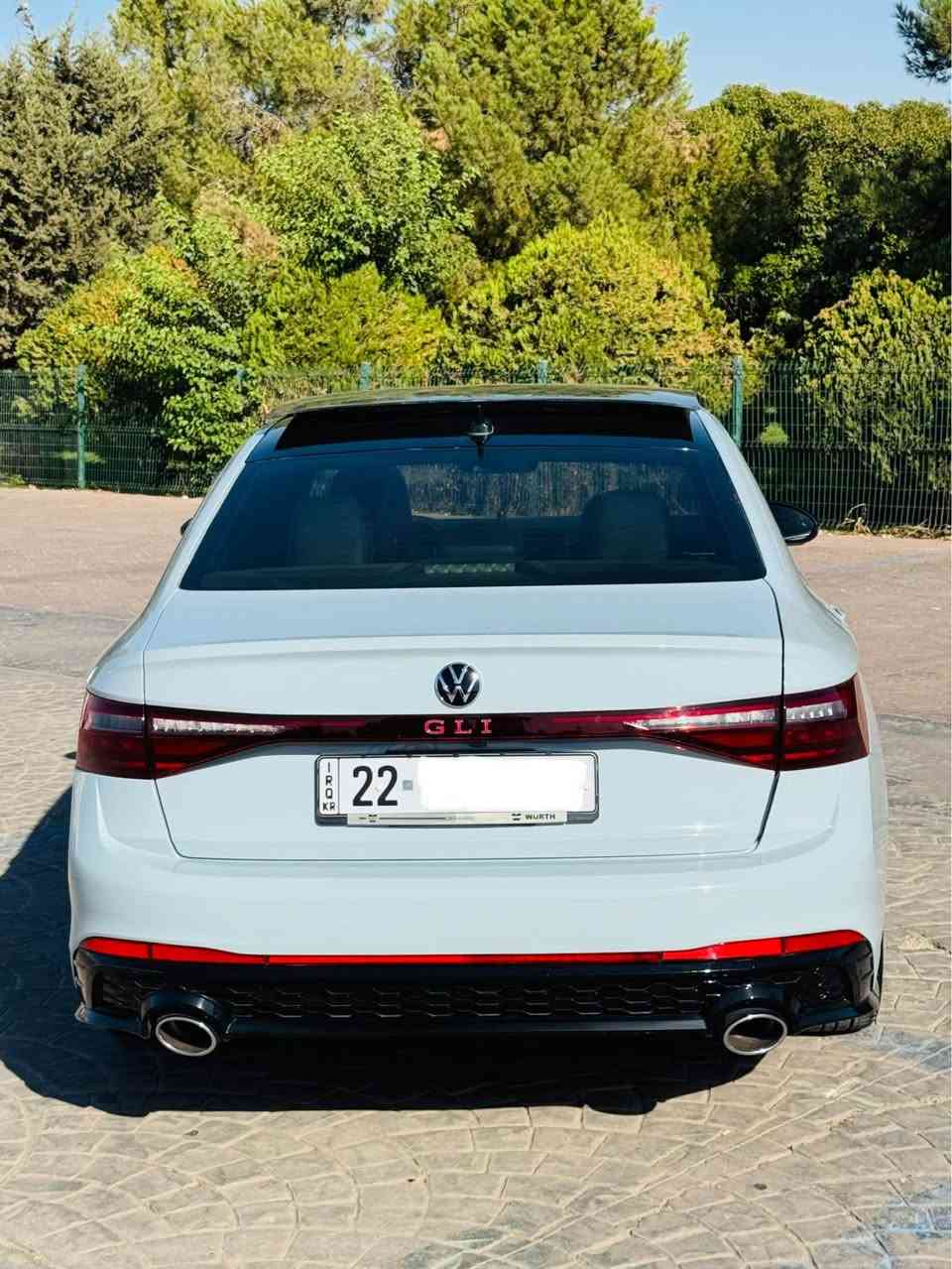 JEETA GLI Autobahn 2025
پێنچ پارچە و نیوی هەیە 
قەپات مواسەفاتی گێر عادی
نرخی فرۆشتنی قوفل 139 وەرەقە
*********** أربيل, العراق

نص مكتوب في الصور:
- 8:00 P FWD 2.0L 4 cyl. LTE 46 km 2025 VOLKSWAGEN JETTA, GLI 2.0T AUTOBAHN 3VW1T7BU6SM017581 0-41278346 IAAI Location: Houston (TX) Shipping from: Houston (TX) Seller: Progressive Casualty Insurance Sale Document: Original (Texas) Sales History 3 Similar archival offers You are watching archived offer. Auction ended on Friday, May 9, 2025. Friday, May 9, 2025 16 Photos 360 360 bid.cars