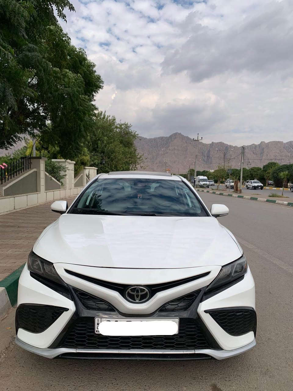 تويتا كامرى ٢٠٢٣ ئیس ئی پلەس بەسمە و سلاید شەغال
٣٥٠٠٠ رۆيشتووە ئيرباگ نەتەقیوە هەمووی بیلادی شەريکە  
بۆیاغ جەمەلەغ و بۆنیت  دووبەی سی پارجە کلیری ئەمریکا 
نرخ ٢٠٢
***********

4T1T11AK8PU723318 رانية, السليمانية
