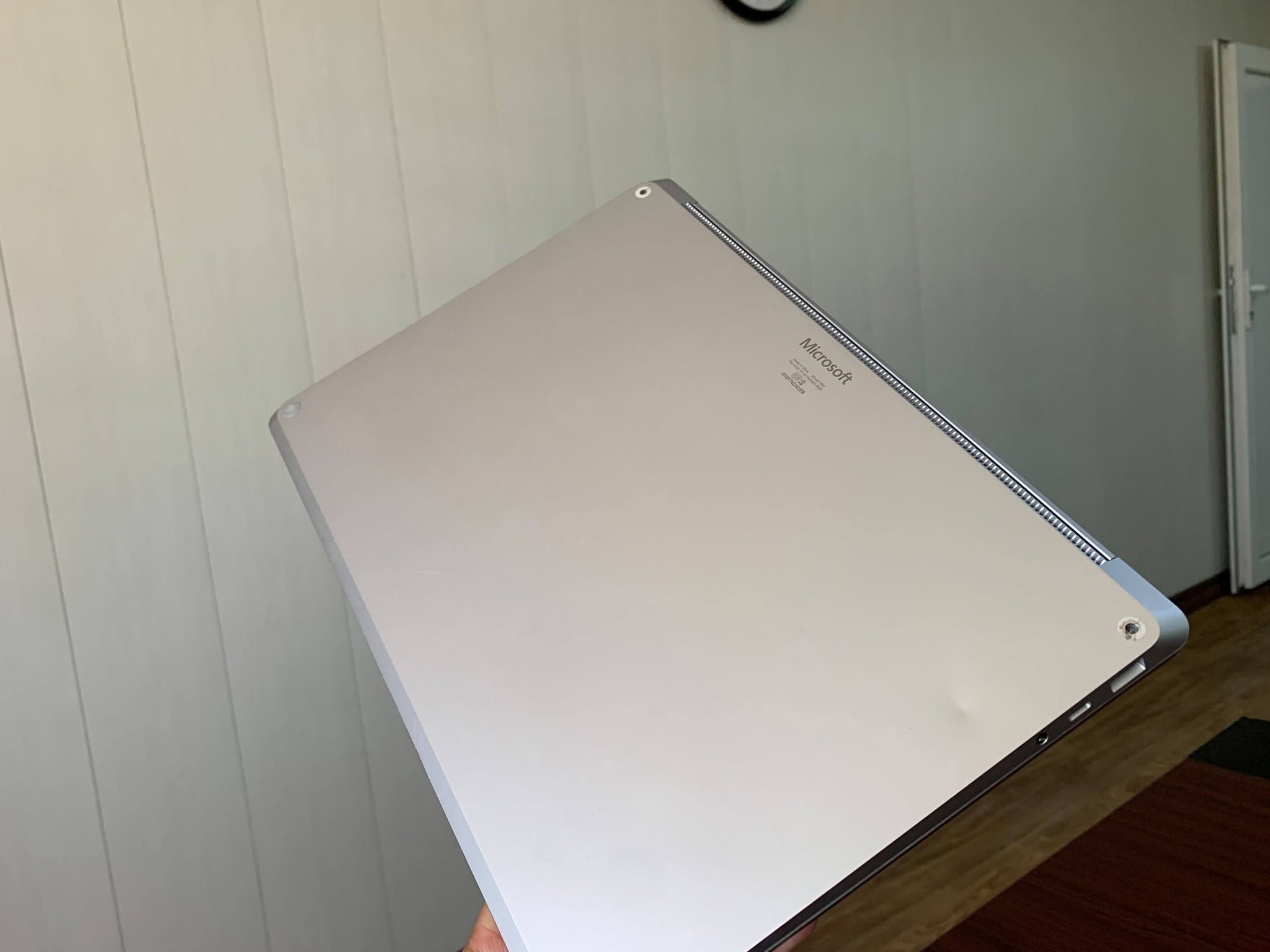 🔥💻 بۆ فرۆشتن | Microsoft Surface Laptop 5 💻🔥
✨ جوانی، خێرایی و شێوازی Premium لە یەک لاپتۆپدا!

🚀 Processor: Intel® Core™ i5 – 12th Gen (i5-1235U)
🧠 RAM: 8GB
💾 Storage: 256GB SSD
🖥️ Display: شاشەی Touch ـی کوالێتی بەرز
🎨 Graphics: Intel® Iris® Xe Graphics
🪟 Windows 11
🔋 Battery Cycle: تەنها 22 Cycle
🔋 Battery Health: نزیکەی 91٪

✨ دۆخی لاپتۆپ: زۆر پاک و جوان، ئامادەی بەکارهێنانە.

⚡ کارپێکردنی بەهێز و خێرا
🎓 گونجاو بۆ خوێندن و کار
💼 گونجاو بۆ ئۆفیس و کاروبار
🌐 گونجاو بۆ ئینتەرنێت و بەکارهێنانی ڕۆژانە
🎬 گونجاو بۆ فیلم و میدیا

🔥 ئەگەر لاپتۆپێکی جوان، سووک و Premium دەگەڕێیت، ئەمە هەڵبژاردەیەکی زۆر باشە.

📞 بۆ نرخ و زانیاری زیاتر:
***********

📦 گەیاندن بۆ شارەکان بەردەستە

نص مكتوب في الصور:
- System > About Storage 238 GB 56 GB of 238 GB used Graphics Card 128 MB Intel(R) Iris(R) Xe Graphics Installed RAM 8.00 GB Speed: 6400 MHz Processor 12th Gen Intel(R) Core(TM) i5-1235U 2.50 GHz LAPTOP-NVVBQO4S Surface Laptop 5 Rename this PC Copy Device specifications Device name LAPTOP-NVVBQO4S Processor 12th Gen Intel(R) Core(TM) i5-1235U 2.50 GHz Installed RAM 8.00 GB (7.83 GB usable) Device ID 701619E8-5A1A-4113-8D01-DFE57569C23B Product ID 00356-06287-18406-AAOEM System type 64-bit operating system, x64-based processor Pen and touch Pen and touch support with 10 touch points Related links Domain or workgroup System protection Advanced system settings
- COMPUTER NAME
- LAPTOP-NVVBQO4S
- SYSTEM PRODUCT NAME
- Microsoft Corporation Surface Laptop 5
- BIOS
- 21.106.143 03/13/2025
- OS BUILD
- 26100.1.amd64fre.ge_release.240331-1435
- PLATFORM ROLE
- Mobile
- CONNECTED STANDBY
- Supported
- REPORT TIME
- 2026-06-06 02:37:52
- Installed batteries
- Information about each currently installed battery
- BATTERY 1
- NAME
- SurfaceBattery
- MANUFACTURER
- DYN
- SERIAL NUMBER
- 0000232236
- CHEMISTRY
- LION
- DESIGN CAPACITY
- 47,700 mWh
- FULL CHARGE CAPACITY
- 43,250 mWh
- CYCLE COUNT
- 22