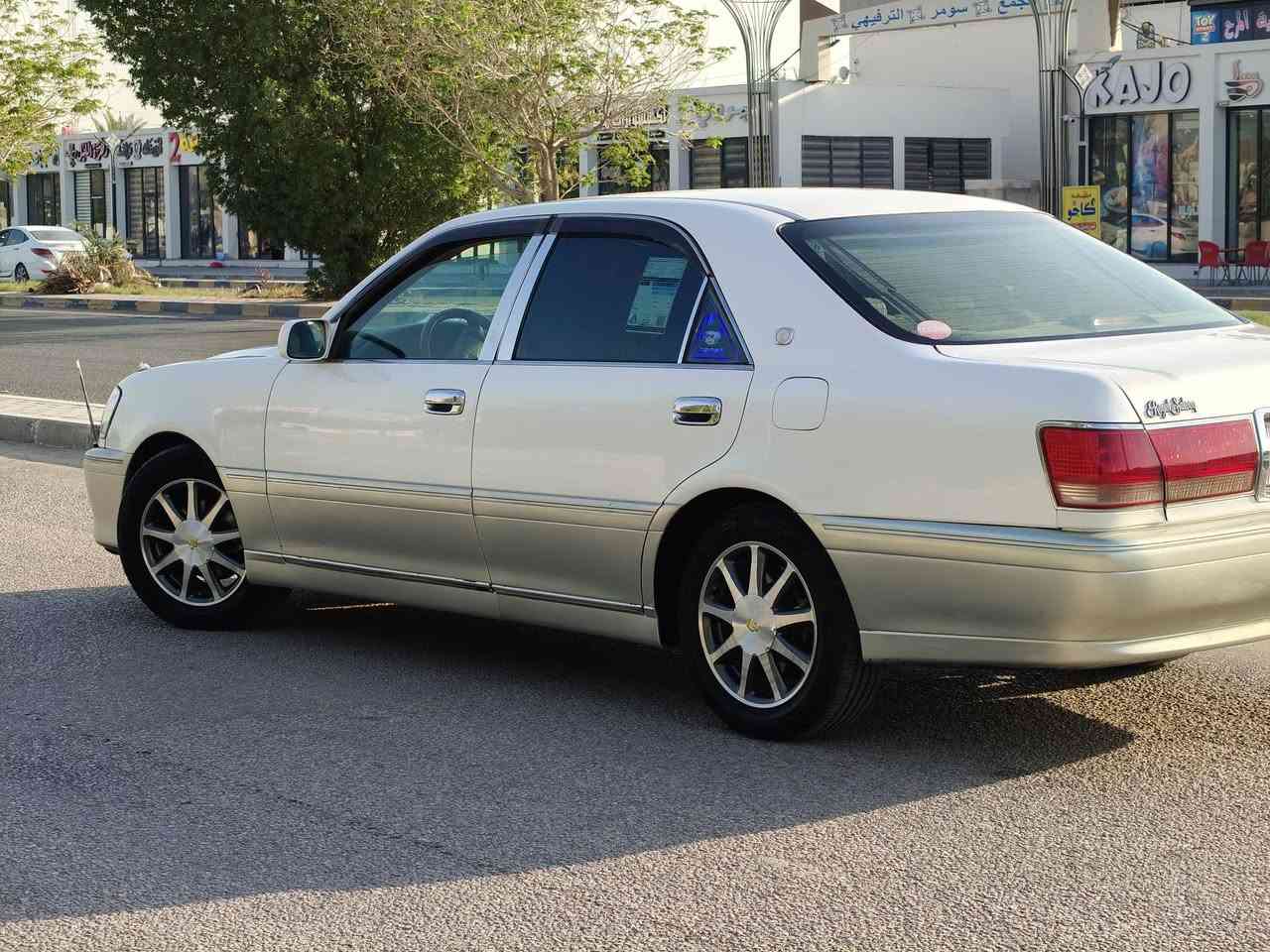 السلام عليكم 
ملكه موديل 1999 للبيع او المراوس
محرك 3000 VVTi جديد 
حداديه كير محرك تخم تاير كله جديد شرط مكفول
غرفته جديده ونضيفه 
السياره 3 دكم اصل 
رقم كربلاء انكليزي مكفول من الگص والاصوليات مداور ثاني يوم

السعر 125 وبيه مجال 
مكاني نجف 
للاستفسار اتصال او واتساب 
ه ***********
