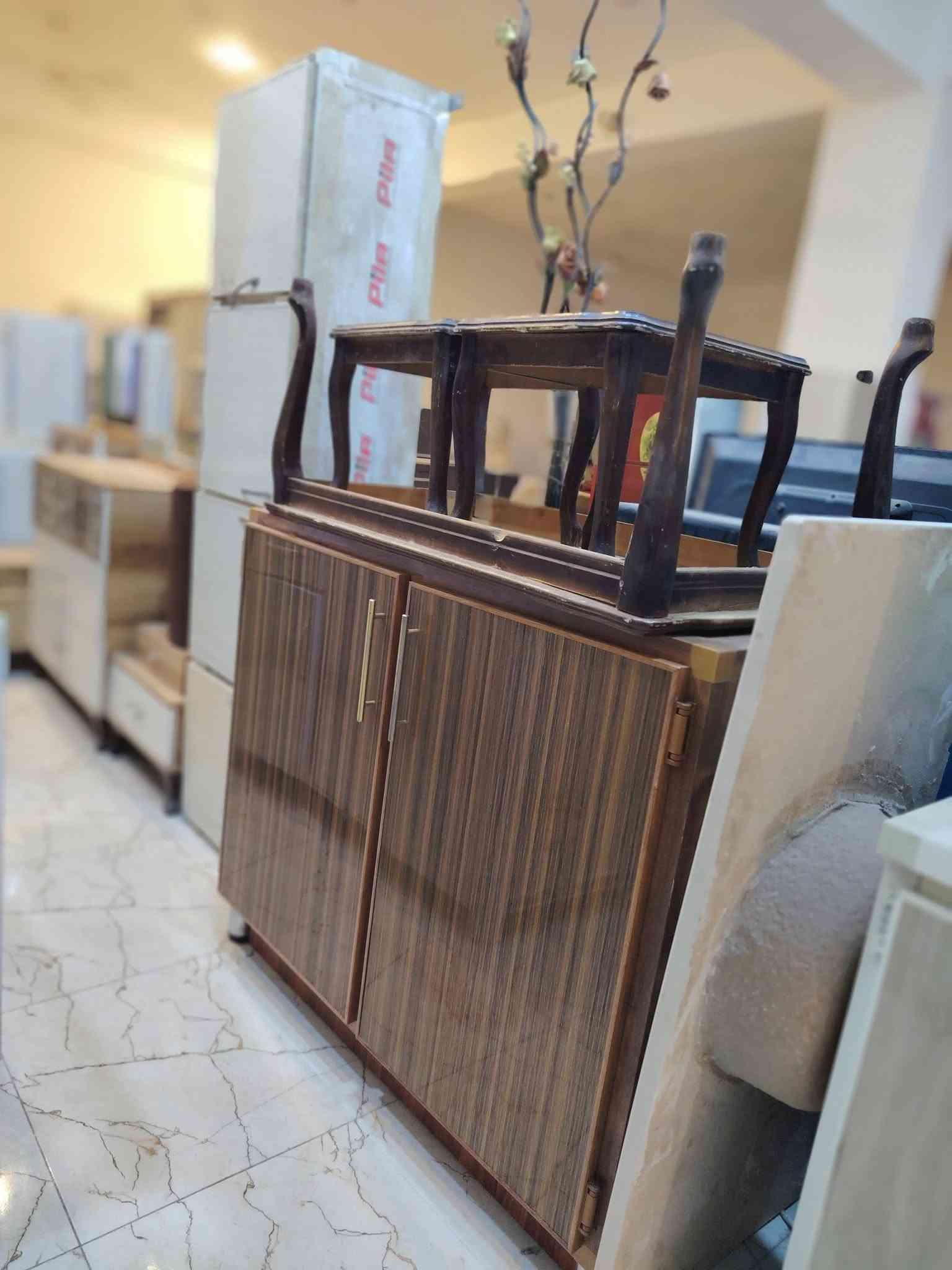 تم وصول حاويا أثاث مستعمل كاونترات طباخات
ثلاجات ميوزه طعام كلشي متوفر عدنه
عندك غراض مراوس يرهم
واذا عندك غراض تبيهن نشتريهن
العنوان فلوجه حي الشهداء غرب مرطبات مشمشه
*********** واتساب
