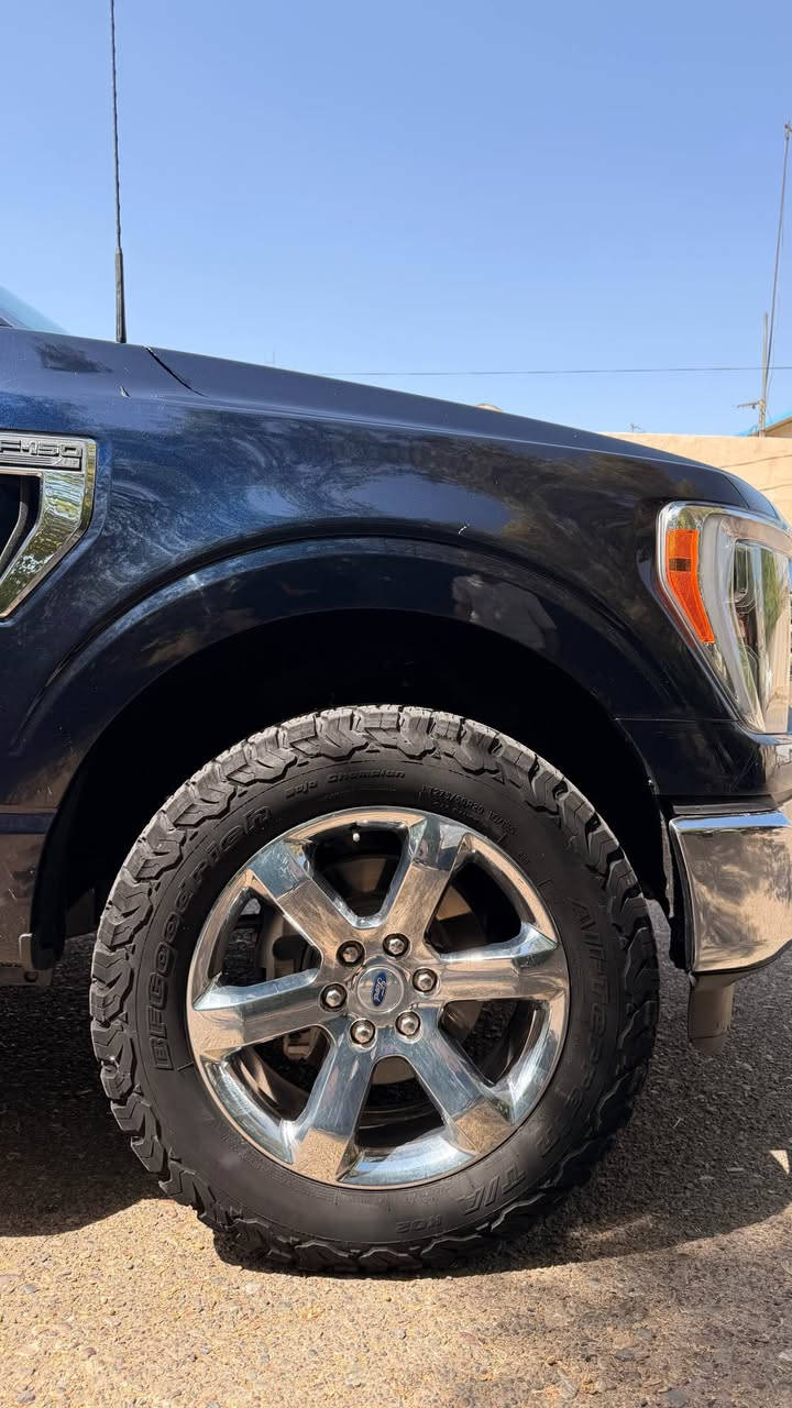 Ford f-150 xlt 
بۆدی کورتی( قصیر ) کابینە گەورە( کبیر )
مەکینە ٣.٥ دەبل تۆربۆ 
٦ پستن
مۆدیل: ٢٠٢٣ 
٥٣،٠٠٠ کیلۆمەتر ڕۆییە
چاملغ و دەرکەی سایەقی
گێڕ لە سوکان و شاشە گەورە و کوشین هیتەر
ڕادار و کامیرە ٣٦٠ 
***********
***********
هەولێر أربيل, العراق
