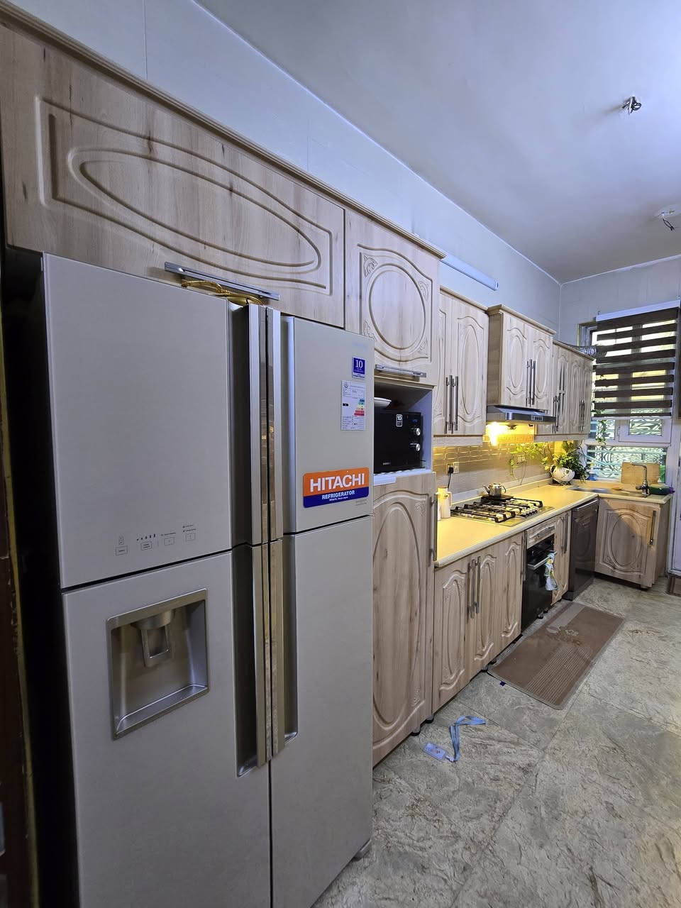 كاونتر hdf 
شغل درجة اولى

لونه بيجي تطريز بالابواب
 قياسه 5 مترات × متر ونص (حرف L)
شغل باب اول مو سوكي

سعر الشراء 5 مليون
وسعر البيع مليون وربع بدون اجهزة
سبب البيع انتقلنه الى بيت واختلفت قياسات المطبخ

العنوان بغداد للتواصل خاص او الرقم *********** واتساب فقط
