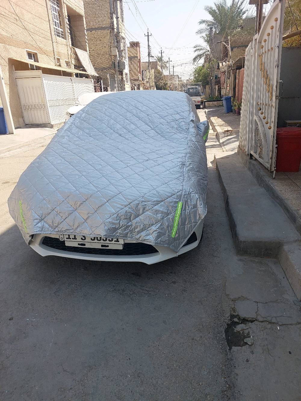 السلام عليكم 
جادر اربع طبقات ضد الحالوب والمطر والشمس اشتريته ٧٠ الف قبل يومين من محل الجادر الاصلي اريد ابيعه لان بيتي صاير بتقاطع والجهال خبلوني ويخبثون اريد اخذ جادر كامل اريده ٥٠ الف مكاني بالشعب
واتساب ***********