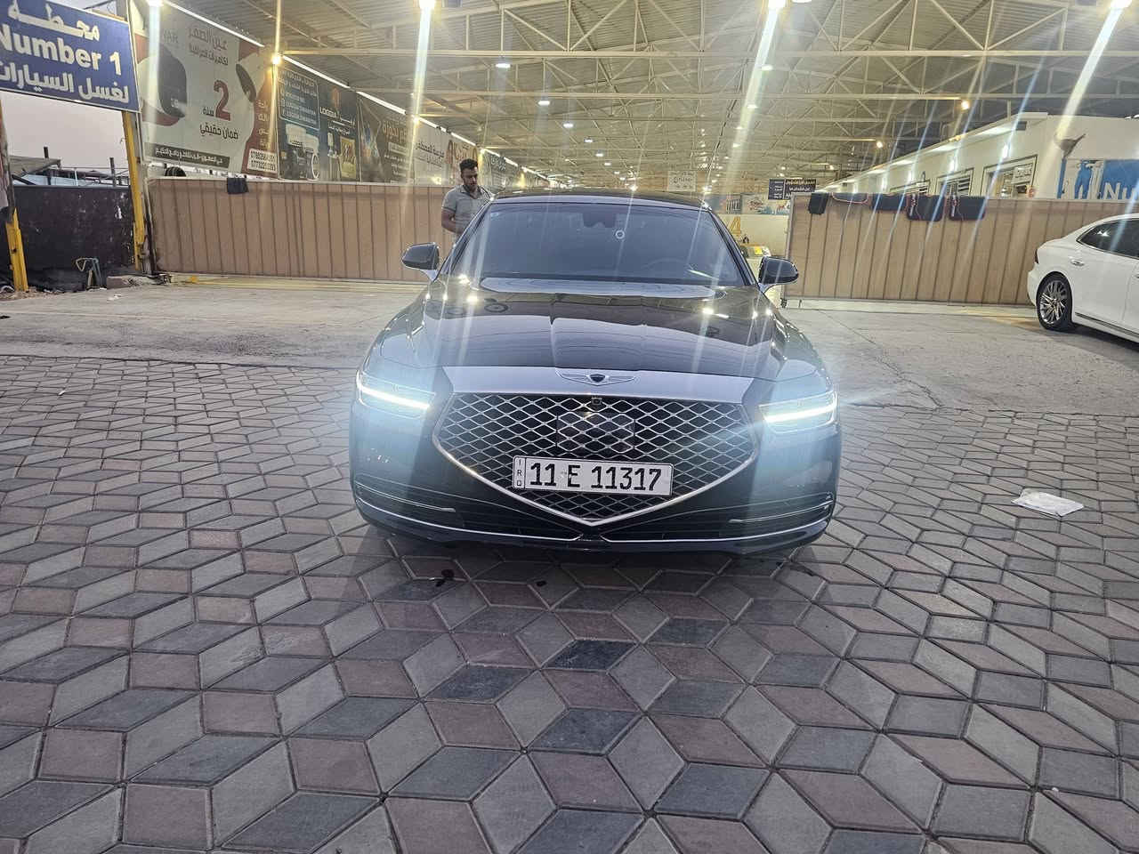 السلام عليكم جنيسز G90 رئاسي موديل 2019 شكل الجديد ماشيه 71000 الف كيلو وارد كوري يعني جليجي استيراد خاص السياره فول فول محرك 5000 رقم بغداد بااسمي مكان السياره الديوانيه حادث جاملغ خلفي  صبغ  والباقي كفاله *********** بيع مستعجل اتصل وتدلل
