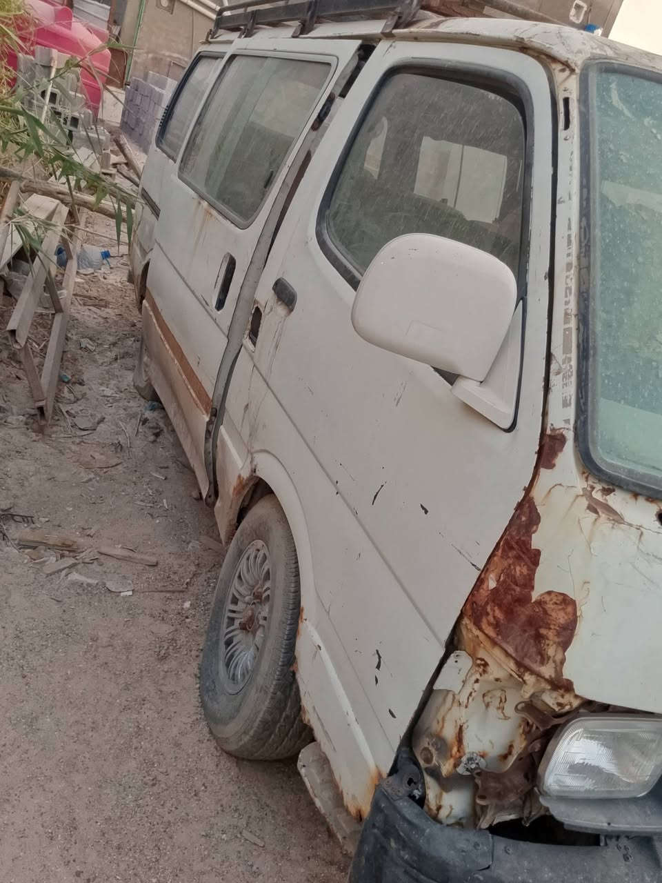 هايس 90كاز 3000 بسمنه تحويل السياره مكانه البصره ابو الخصيب حمدان سنويه منتهيه السعر 17 وبيه مجال ***********
