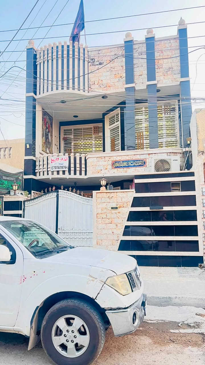 بيت للبيع المساحه 120 متر الواجهه 6النزال20 موقع البيت شهداء العبيدي الثالثه خدمي صيدليه هاله حسين شارع ابو علي ابو الصمون شارع عريض يحتوي على 5 غرف نوم وحمامات عدد 2 ومطبخ وستقبال للضيوف السعر 190 وقابل للتفاوض
***********
