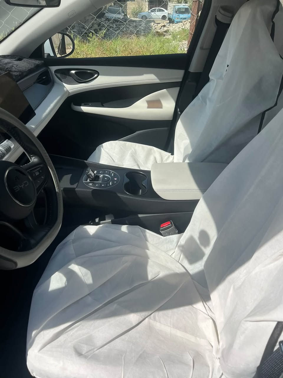 سيل 5 ماشيه 3000 بعدها زيرو وجديده
كاملةتغليف كشنات وكاعيات 
بسمي سعر22 مليون  
 عنوان حي العامل 
رقمي ***********
