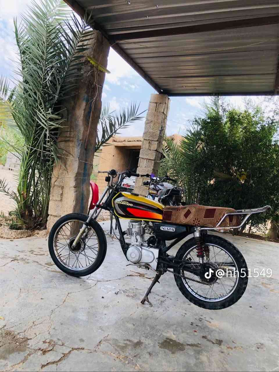 السلام عليكم البيع اومروس
ماطور اربعه كير نامه اصلي نشط فول نار 
السعر 220وبي مجال قليل حك الجيه مكاني حويجه 
***********

نص مكتوب في الصور:
- الحلال @hh51549
- @hh51549