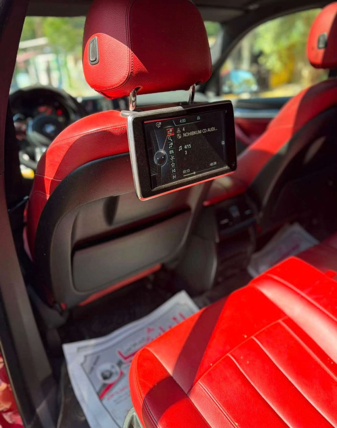 BMW X6 2015 شكل الجديد
الغنية عن التعريف فول مواصفات 
سبيشال اوردر خليجية وكالة العروش
محرك 6 حجم ال 3.0  ارغب شي بيها 
المواصفات والتفاصيل // 
مواصفات سلايد و٣ شاشات بصمات تشغيل داخل جلد احمر وكاربون فايبر كله بحالة الوكالة شفتات ستيرن
بردات بلاد خلفية 
سيارة بمعنى الكلمة مميزة جدا
خارج السيارة وداخله جدا جديد للامانه ترايها يخبل
محرك كير صدر تبريد شرط الفحص 
ماشيه 86 الف ميل حقيقي 

صار بيهه شخط بالباب والجاملغ ونصبغ مكانه 
رقم بغداد دولي هزة وسنوية جديدة 
رايدهه ب26,800$ مكاني بغداد شارع فلسطين
للاستفسار ***********
