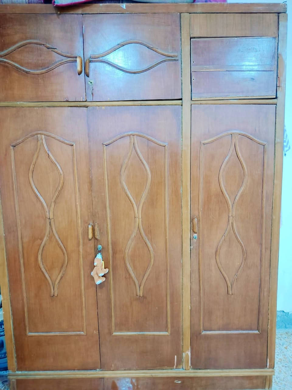 كنتور مستعمل نضيف سعره 90الف مكاني بابل محاويل 
***********
