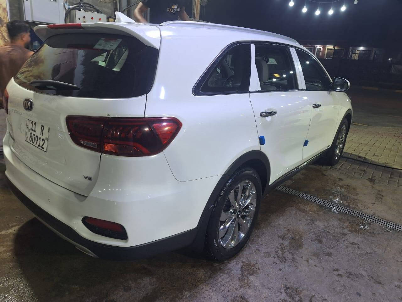 🚘 للبيع كيا سورينتو 2020 خليجي – فول مواصفات
▫️ 6 سلندر
▫️ دفع رباعي AWD
▫️ قير أوتوماتيك
▫️ الممشى: 40,000 كم
▫️ اللون: أبيض
▫️ سقف بانوراما
▫️ كراسي كهربائية
▫️ كراسي أمامية تدفئة وتبريد
▫️ الكراسي الخلفية تدفئة
▫️ شاشة أصلية مع Apple CarPlay
▫️ تحكم ستيرن
▫️ تشغيل بصمة + بصمة أبواب
▫️ شنطة كهربائية
▫️ 5 كاميرات
▫️ حساسات أمامية وخلفية
▫️ مانع انزلاق
▫️ هاند بريك كهربائي
▫️ LED أمامي
▫️ نظام ترحيب عند الاقتراب من السيارة

📍 الموقع: بغداد – الغزالية
💰 السعر: 270 ورقة
📞 للاتصال: ***********

السيارة خليجي ومواصفاتها عالية، والفحص خير دليل.
