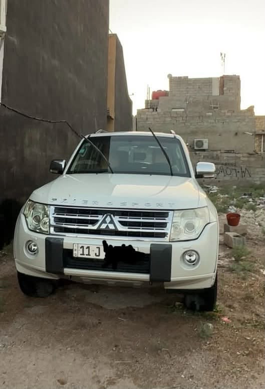 السلام عليكم
للبيع باجيرو حبتور 
معروفه مواصفات الحبتور
خليجي بدون اي ضرر 
مكينه 3.800 بحاله جيده
كير بحاله جيده 
تبريد خير من الله
رقم بغداد مميز 
السياره جاهزه
مكانها بغداد المحموديه
اي استفسار ***********
