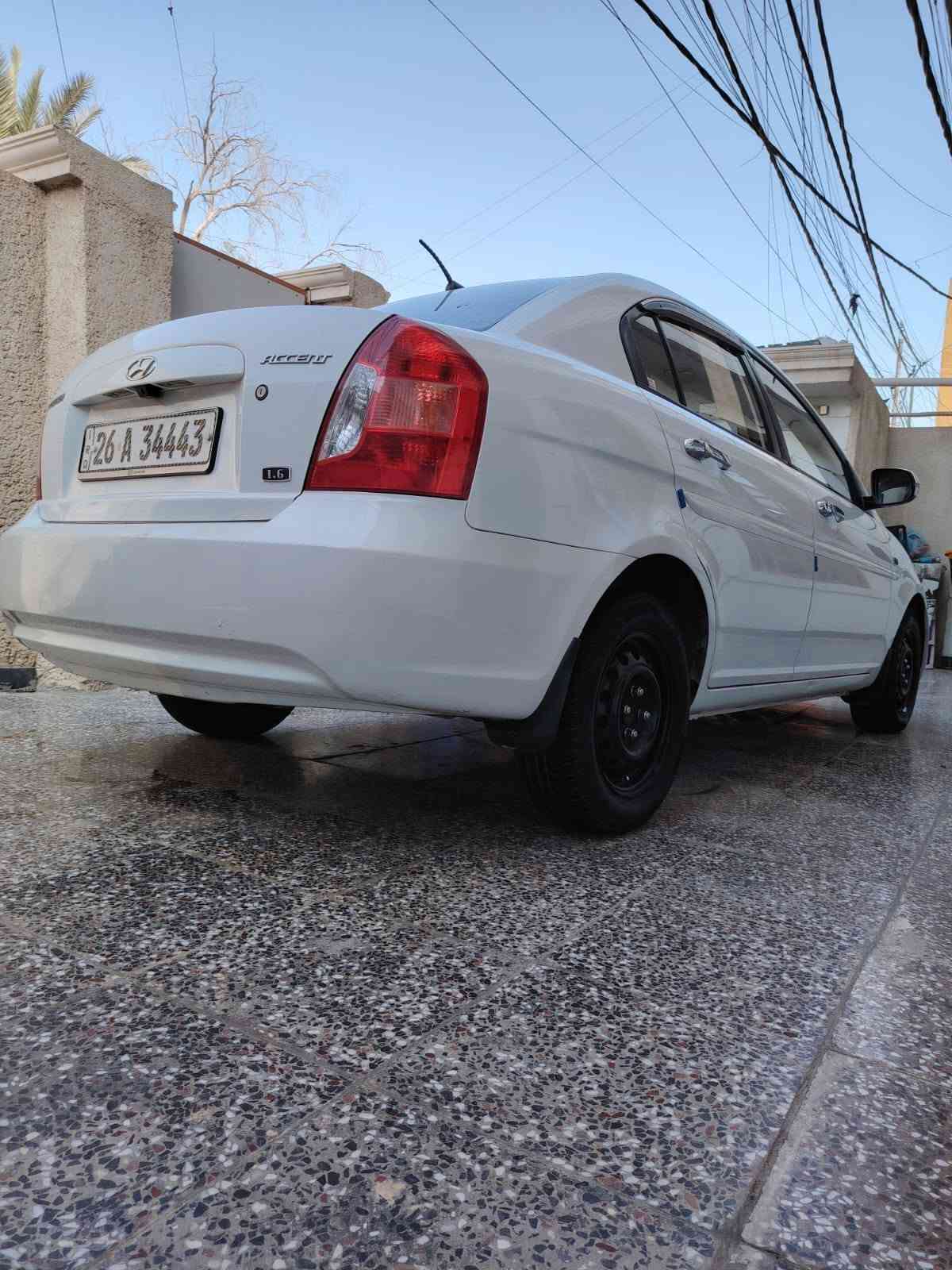 السلام عليكم اكسنت 2011 خليجي ماكينه 1600 جير اي تي تخم تاير جديد حداديه ورا وقدام تبريد ثلج سياره ماشيه 200 رقمها صلاح الدين مشروع وطني سونار السياره مرفوق ويا الصور بالسياره جديده وعلى وضع الشركه مكان السياره بغداد سعر خاص***********
