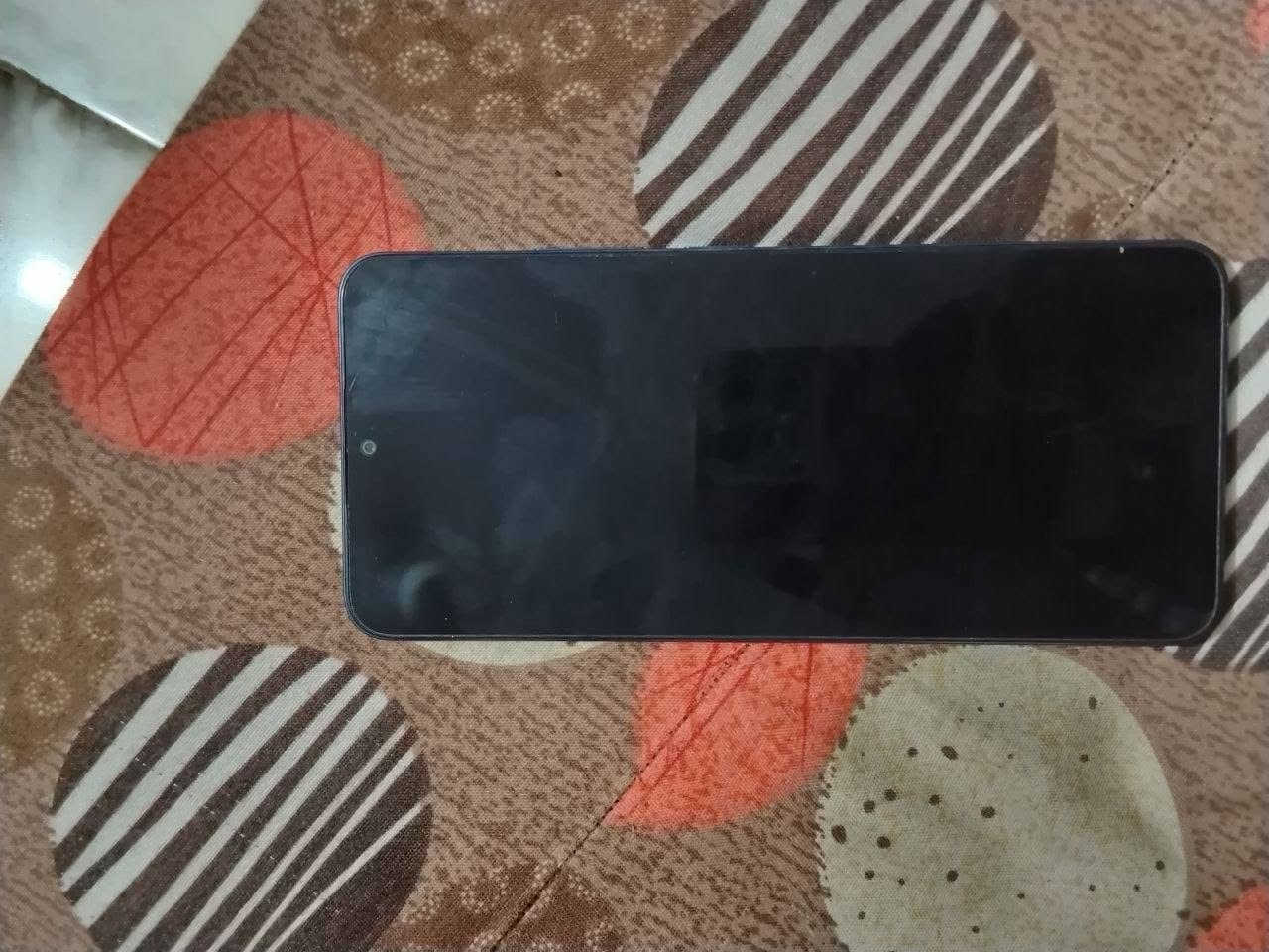 سلام عليكم جهاز ريدمي نوت 14cذاكره 256 نضيف ماداخل صيانه ستين فريم بيع او مراوس متواجد واتساب ***********
