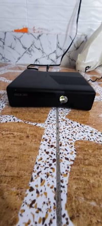اكس بوكس ٣٦٠ • ٢٥٠ جيجا • ٩٣ لعبة