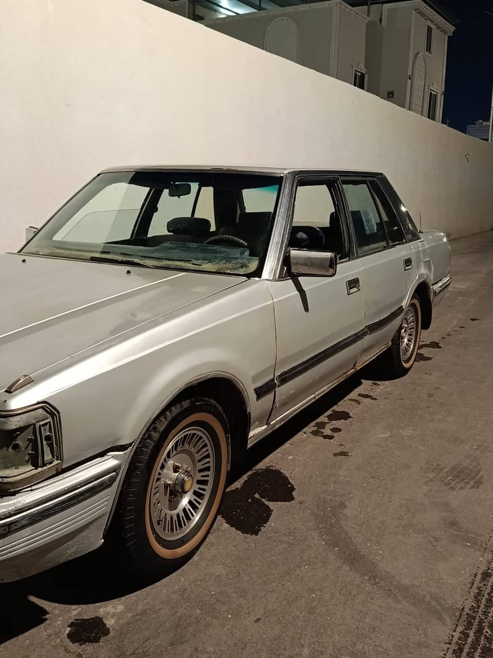 السلم عليكم سوبر 85 كير ومحرك ابلد المكينه لا تنقيص ولا تبخير السياره مشروع وطني تحويل ثاني يوم السنويه 28 السياره باسمي التحويل ثاني يوم العنوان البصرة أبو الخصيب السعر 33 وبيه مجال لشراي رقم الهاتف ***********
