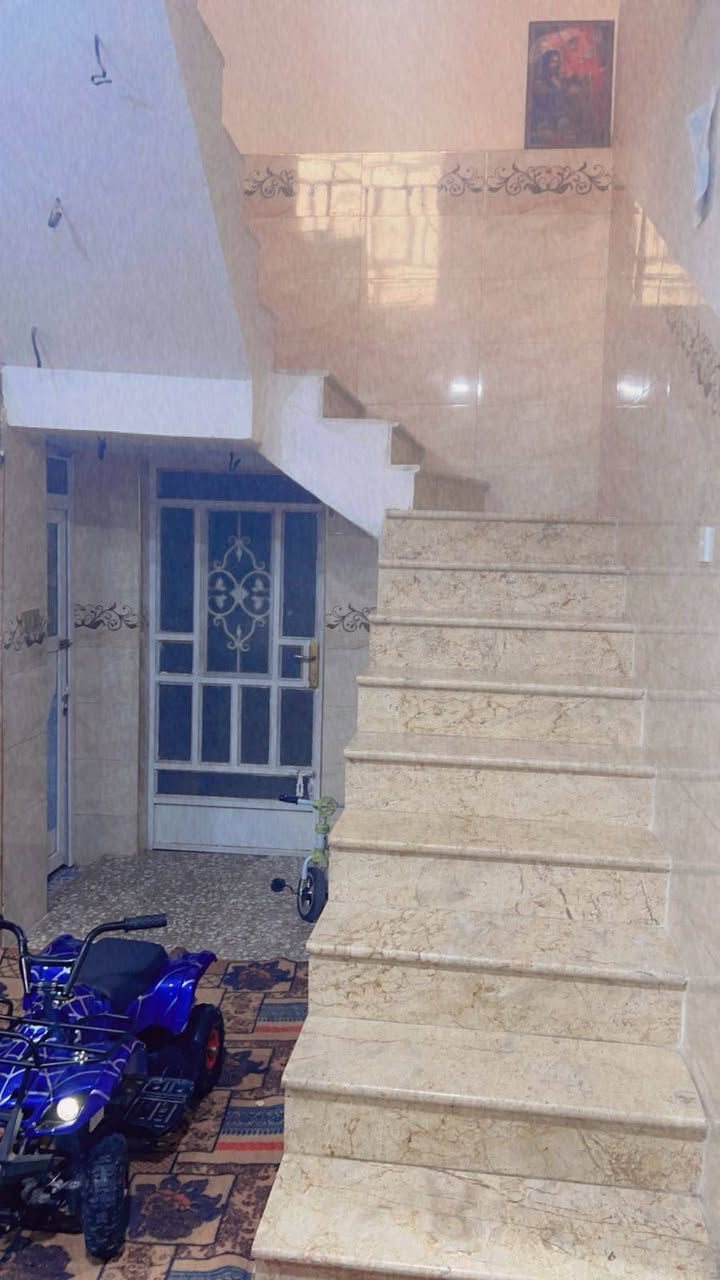 دار سكني حديث  جاهز مجهز
مساحته 215
العنوان نزله سعد بيجو طريق الزوار خدمات كامله عبر السكه شارع7متر
قرب حسينيه حامد الاخرس
يتكون من غرفتين كلدور صاله مطبخ مجمع صحيات كامل
بناء طابوك صب طابو زراعي سند25
مكتب وعقارات الوارث
***********

نص مكتوب في الصور:
- Anonymous User
- اليوم عند 7:54 م
- ٣ من ٣
- SHOT ON REDMI NOTE 5
- MI DUAL CAMERA
- Anonymous User اليوم عند 7:54 م ٢ من ٣