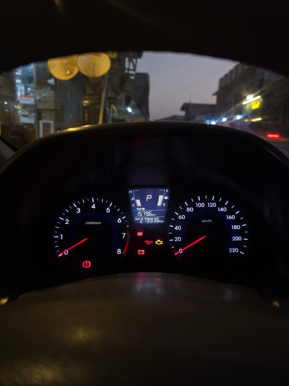 اكسنت موديل 2014 السعر 90 وبيها مجال صور السونار مرفق بالصور رقم الموبايل ***********
