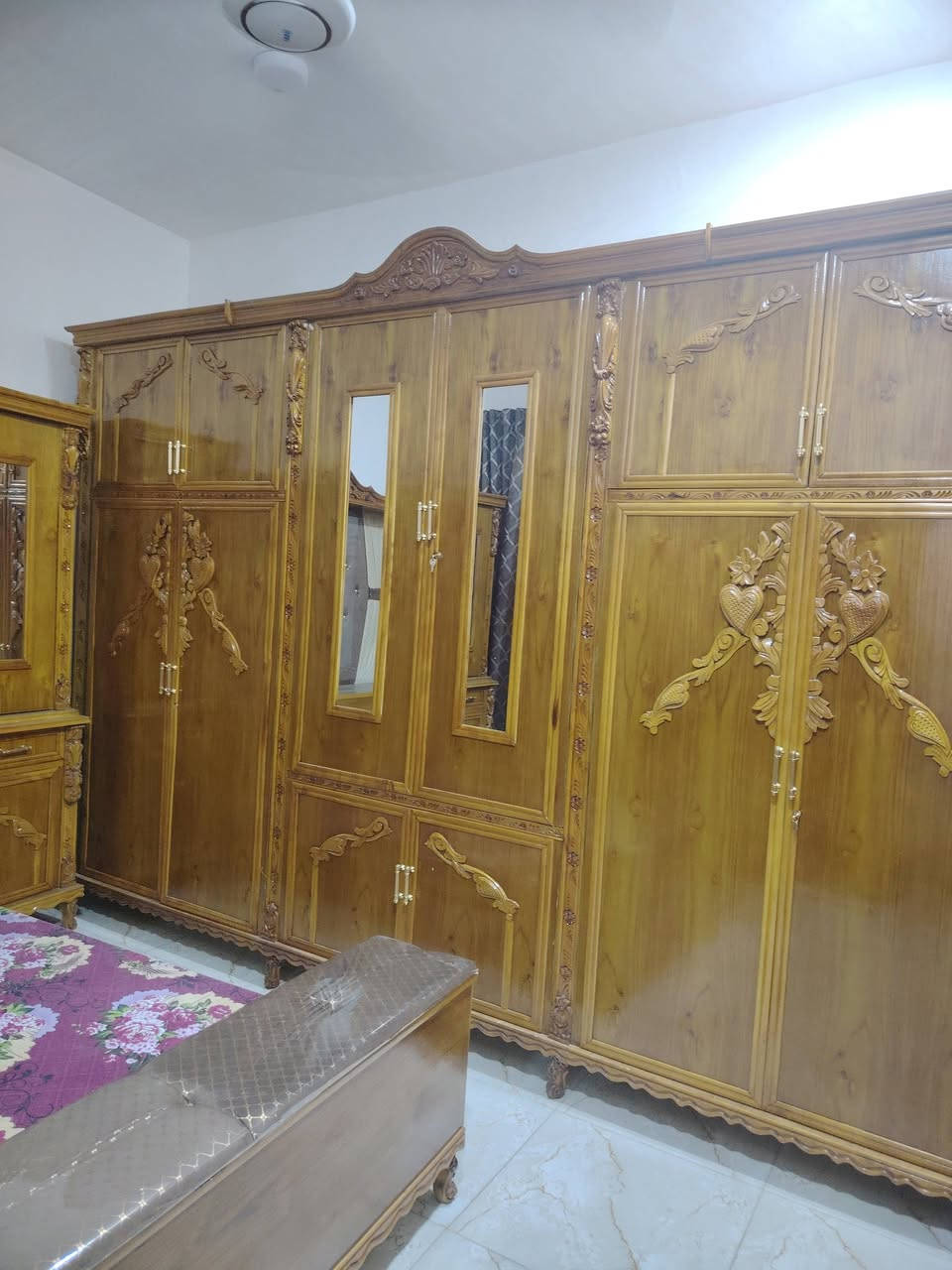 سلام عليكم  غرفه خشاب البيع نظيفه شوفت عينك
صالي 4 أشهر وطلب سفسار خاص سعر خاص وهاذه رقمي
مراسلة ⁨***********⁩
