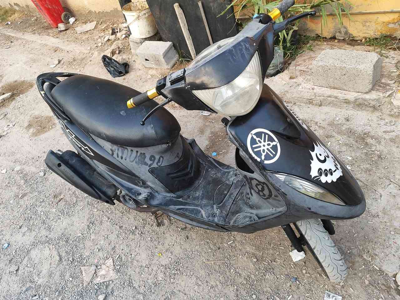 سلام عليكم ماكس عدله دراجه زوينه كهربائيات كلها شغاله سلف مازده شاير هورن دشبول هندر  كله شغال للبيع سعر 400مكان مفرق مجسر لمفرق ستفسار ***********
