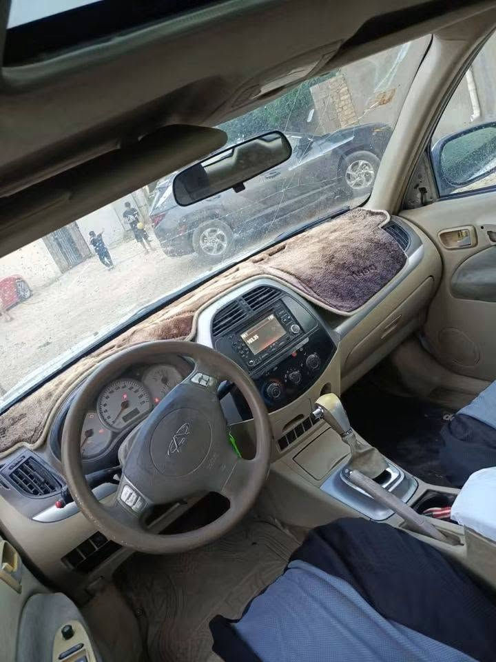 تيكو ٢٠١٢ • اوتوماتيك • فتحة سقف بانوراما