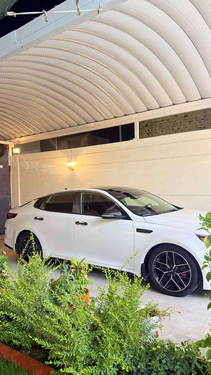 ٢٠٢٠ امريكي  حادث خفيف كما موضح بالصور  جاملغ امامي
فئة SX أعلى فئه فول مواصفات
محرك  ٢٠٠٠ تيربو 
سيارة ماشيه ٧٣ الف كم حقيقي
مكان السياره محافظة الديوانيه 
هواي مواصفات بالسياره 
تخم تاير 
باتري جديد 
***********
