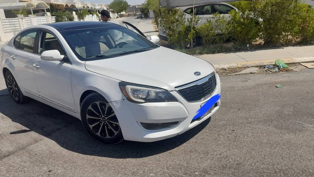 كيا كاتيا موديل ٢٠١٠  جوار بارجه بوياخ رقم اربيل تكايه مسج مه نيره  هين  من نييه زماره موبايل ساحبي سعري 45مامه له *********** كالار, السليمانية

