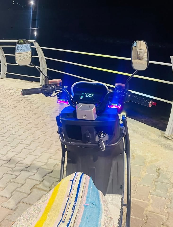 ماطور شحن للبيع٦ باتري
نظيف جدا السعر ٥٧٥ وبي مجال بسيط 
***********
