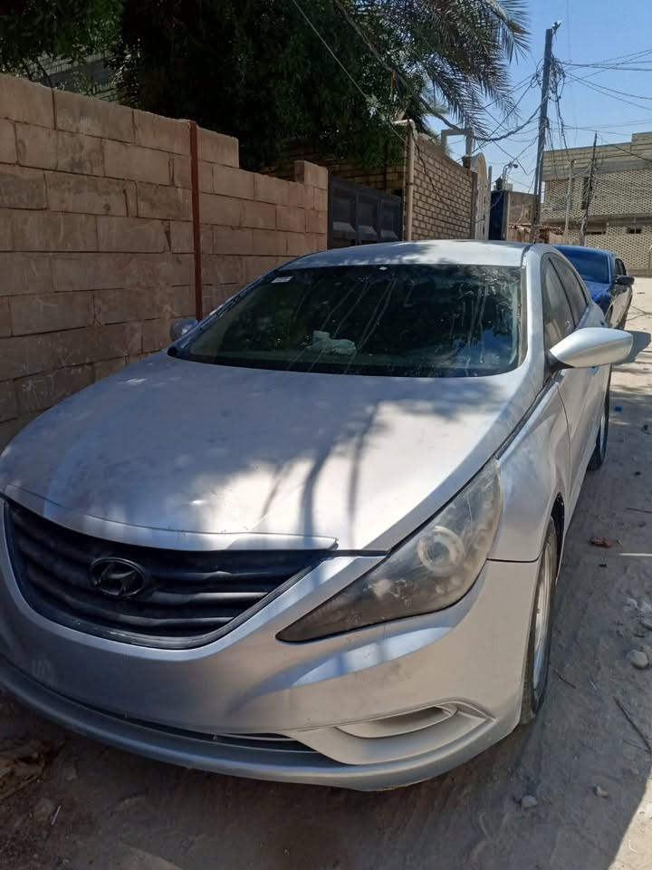 لام عليكم سوناتا ٢٠١٣ كصة جنطة ادوات ما متؤم مكان نجف السعر ٣٨
*********** وات ساب فقط
