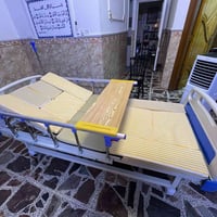 سرير طبي • مستعمل اسبوعين • ثلاث حركات