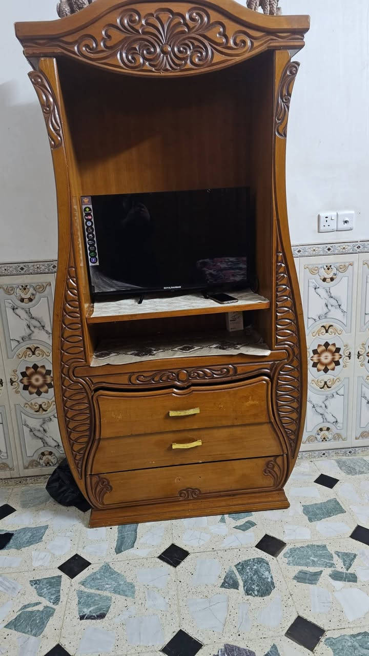 البيع غرفه العنوان العبيدي شارع عشرين ***********

