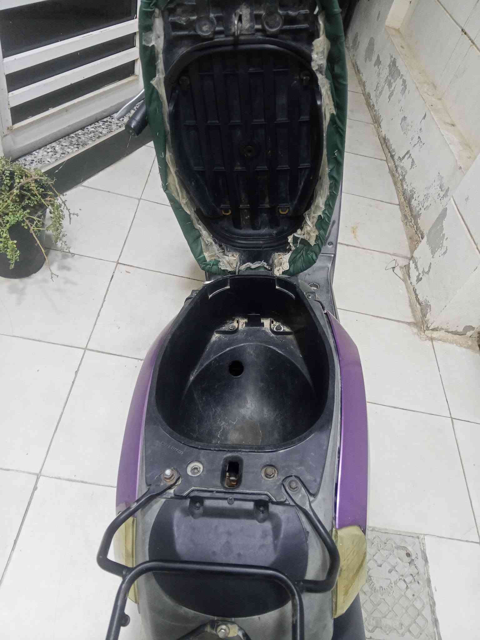 للبيع ماكس بوليسي مكينه خرسه شلعه ونعومه كهربائية كامله سلف هندر سعرهه 475 وبيهه مجال قليل/***********

