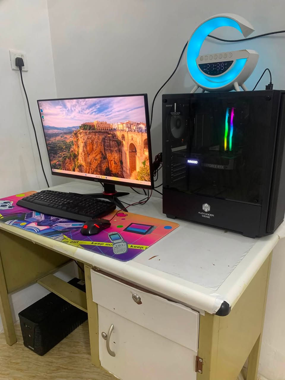سلام عليكم اخوان نظافه ٩٠ ٪؜ للبيع
CPU :  Ryzen 5    5600                    المعالج

GPU : RTX   3060 ti  8 G               كارت الشاشة

M.B  ASUS  PRIME   B550M-K        الماذربورد

RAM :  DDR4   3200    16 GB   ( 2*8 GB ) RGB. الرام

 M.2 SSD 256G +  HDD 1 TB               التخزين

PSU :   650 W  GOLD                      البور سبلاي

Aoc 165 27 ips fhd                          الشاشة

UPS   :محتاج بطاريات فقط  يو بي اس 

سعر مليون ونص تواصل على رقم ***********
