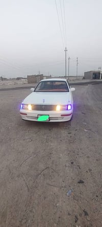 بطه ابيض • ١٩٩٢ • يحتاج غاز