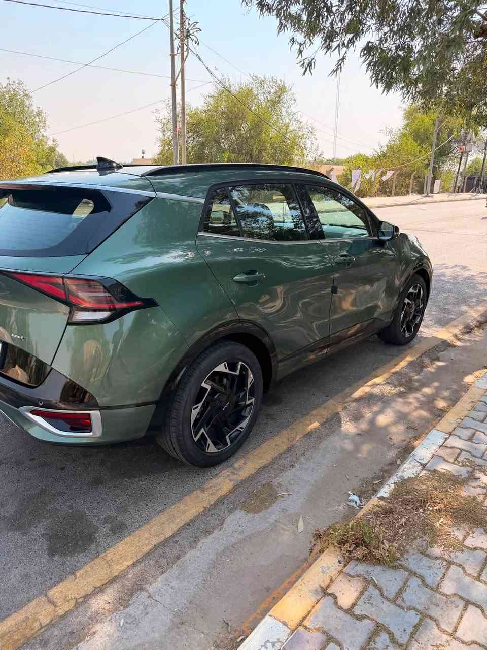 سبورتج جيتي لاين خليجي مكفوله موديل 22 فول مواصفات رقم بغداد لون مميز ماشيه 113 الف كيلو 
مواصفاته 
بصمه ابواب بصمه تشغيل 
تشغيل عن بعد 
بنوراما 
كشنات جلد +مخمل 
كشنات كهرباء +تدفئه تبريد 
شاشه لمس
داخل صاج اسود 
3 وضعيات قياده 
بعد بيه هواي مواصفات 
السعر 195 مكاني الكوت ***********
