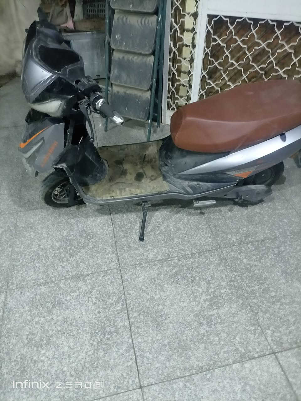 دراجه سكنس شحن للبيع مستعجل 

السعر 400وبيها مجال

النقص بس تاير الوره مشكوك يرادله تبديل 

العنوان بغداد الامين الثانيه 

للتواصل ***********
