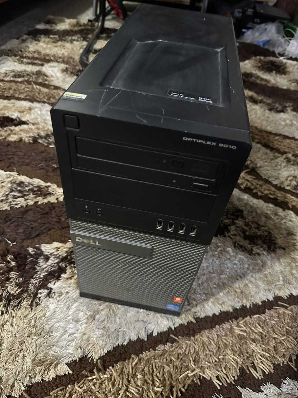 غراض pc للبيع

AORUS WATERFORCE II 240mm ARGB BLACK

مبرد مائي مروحتين مستخدم كم يوم فقط

سبب البيع اشتريت معالج r7 9800x3d ومفادني هاذ المبرد سعر الجديد 190 الف

السعر : 150 الف رايدة

مراوح ARGB عدد 3 لون ابيض

السعر : 30 الف

حاسبة للبيع 

مواصفات :

-المعالج (CPU): Intel Core i7-3770 بسرعة 3.40 جيجاهرتز (الجيل الثالث).

-الذاكرة العشوائية (RAM): 16 جيجابايت DDR3.

-كارت الشاشة (GPU): NVIDIA GeForce GTX 1050 Ti بسعة 4 جيجابايت.

-التخزين (Storage): قرص SSD بسعة 240 جيجابايت (KLEVV NEO N400).

-ضايفلة كارت وايفاي حتى يقوي الانترنت

مواصفاته زينة للاستخدام الخفيف والألعاب البسيطة (مثل فري فاير، 

فورتنايت الخفيفة،  GTA V , Valorant, CS:GO على إعدادات زينة)

السعر 225 الف

نص مكتوب في الصور:
- Installed RAM 16.0 GB DDR3 Processor Intel(R) Core(TM) i7-3770 CPU @ 3.40GHz 3.40 GHz Graphics Card 4 GB NVIDIA GeForce GTX 1050 Ti Storage 224 GB 152 GB of 224 GB used DESKTOP-MH8Q3BT OptiPlex 7010 Rename this PC Device Specifications Copy Device Name DESKTOP-MH8Q3BT Processor Intel(R) Core(TM) i7-3770 CPU @ 3.40GHz 3.40 GHz Installed RAM 16.0 GB Graphics Card NVIDIA GeForce GTX 1050 Ti (4 GB) Storage 224 GB SSD KLEVV NEO N400 SSD 240GB Device ID 270D145E-AC92-4DFB-A909-E660C9490223 Product ID 00330-80000-00000-AA098 System Type 64-bit operating system, x64-based processor Pen and touch No pen or touch input is available for this display Frequently asked questions How does having 16 GB or more of RAM impact my PC's performance? Can I run modern applications smoothly with this RAM capacity?