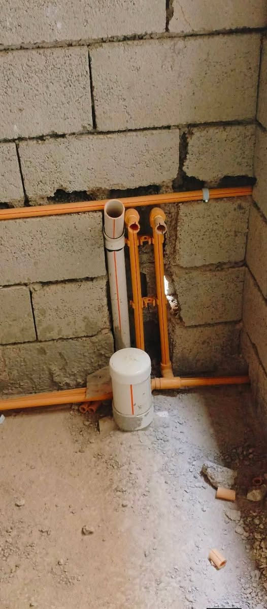 🔧 خدمات السباكة وتأسيس المجاري والماء 🔧
نقدم لكم جميع أعمال السباكة للبيوت والمحلات: 

🚰 تأسيس ماء للبيوت

🚽 تأسيس وتنفيذ المجاري

🔩 تمديد وتنصيب أنابيب الماء

🛠️ صيانة وإصلاح أعطال السباكة

🏠 تأسيس كامل للبيوت الجديدة

💧 فحص ومعالجة تسريبات الماء

☑ شغل مرتب ونظيف

☑ دقة بالتنفيذ

☑ أسعار مناسبة

☑ خبرة بالعمل

📞 ‏‪*********** وتساب

نص مكتوب في الصور:
- 15:12 2026/09/12
- Infinix HOT 30