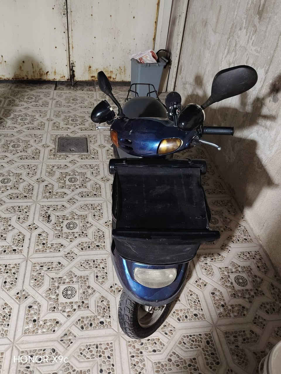 سلام عليكم ماطور شرط نكره سلف اشايرو وليتو كلو.شغال شاصيو مامكسور ***********   ***********.   السعر  250
