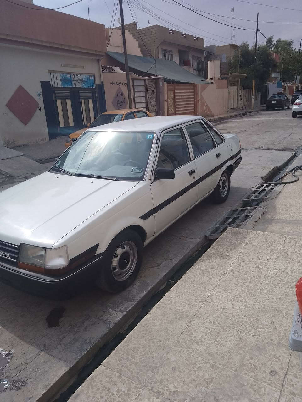 كرونه 85 سياره بدون ضرر وبدون صبغ محرك كير شرط سياره جديده دخله جديد وتو تخم تايه جديد تخم الوره والكدام جديد بتري جديد تبريد شرط التحويل السعر 35 وبيه مجال لشراي ***********. اني مكلف بل نشر خبر صاحبه
