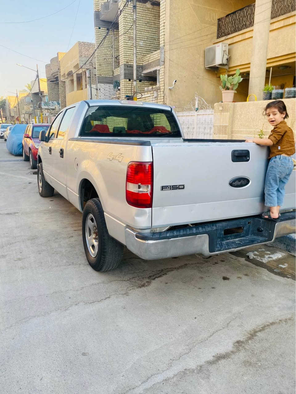 فورد f150 موديل 2008 مزاد رئاسة الوزراء السياره بدون قطرت صبغ  كير ومكينه وضفاير وكلشي جديد السياره جداً نظيفه مكينه 5400  السياره بدون رقم تترقم بغداد اقره المنشور وخابر *********** بغداد, العراق
